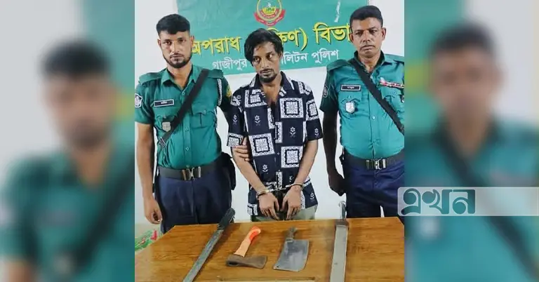 অন্ত্রসহ গ্রেপ্তার চোক্কা রাজু